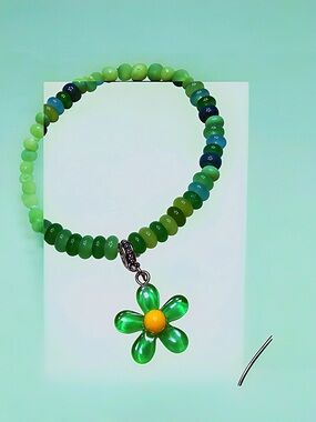 Hand Crafted Green Beaded Bracelet with Yellow-Centered Flower Charm